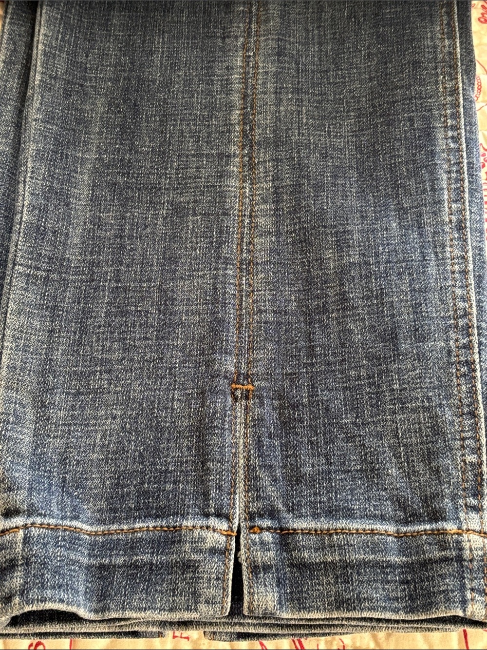 Kut from Kloth Size 22W Women’s Stevie Jeans with front seam detail in mid-blue - Picture 5 of 8